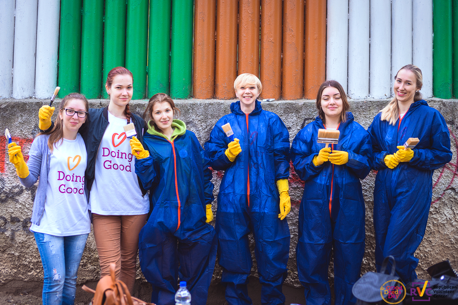 Republican Volunteer Center in Moldova paints the town bright with emotion.