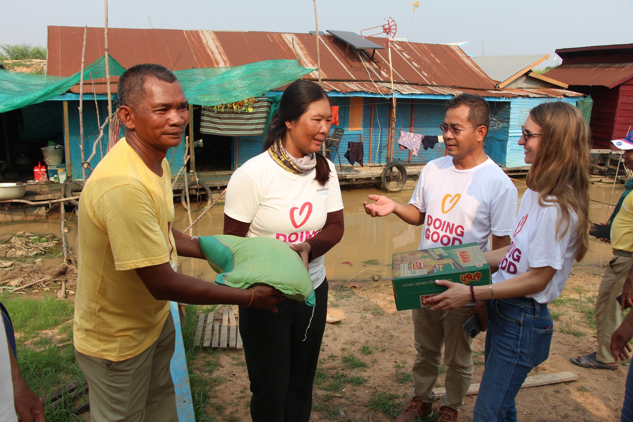 https://good-deeds-day.org/wp-content/uploads/2023/11/20090656/Cambodia3.jpg