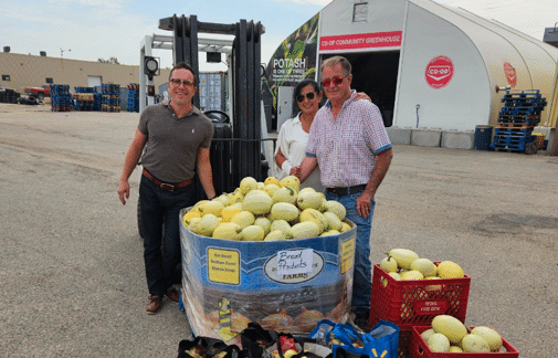 A donation of 1,500 pound of just picked spaghetti squash and onions.