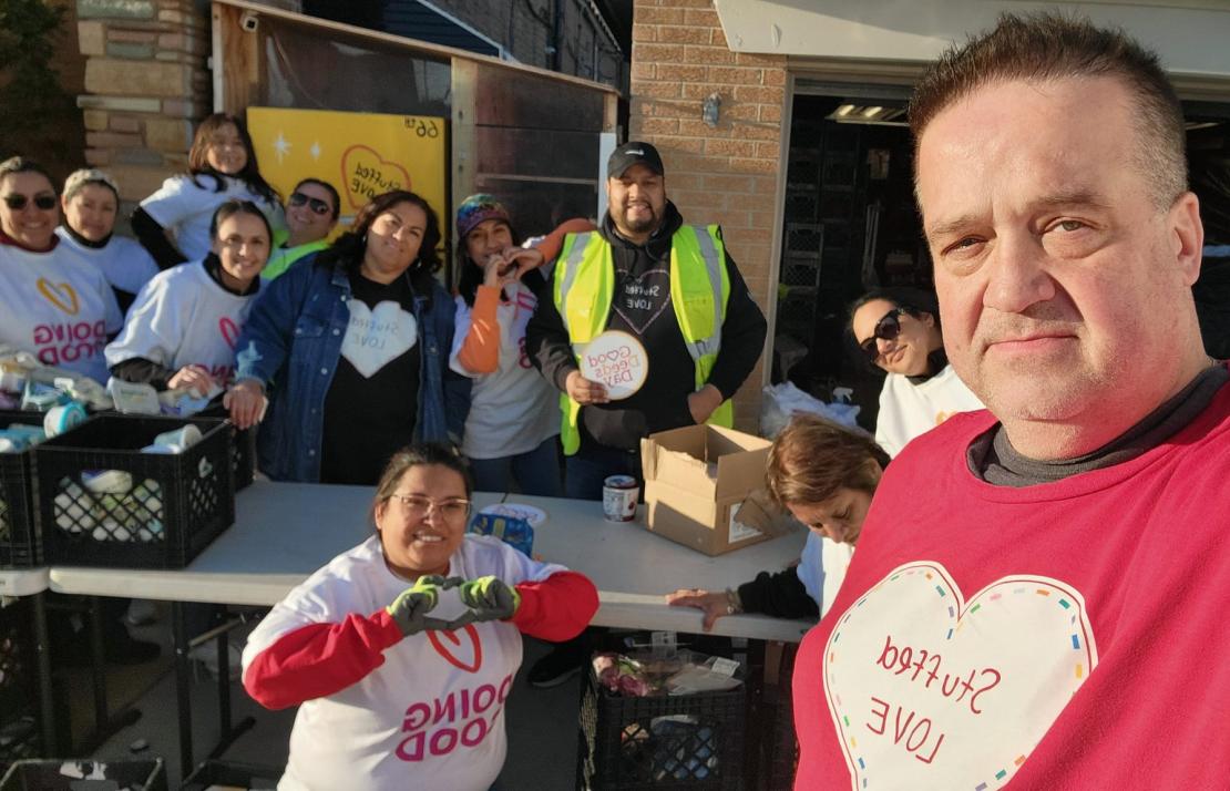 Stuffed Love volunteers feed hundreds of families