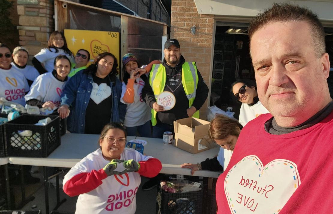 Stuffed Love volunteers feed hundreds of families